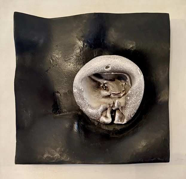 Altorilievo con Vaso distorto_risultato